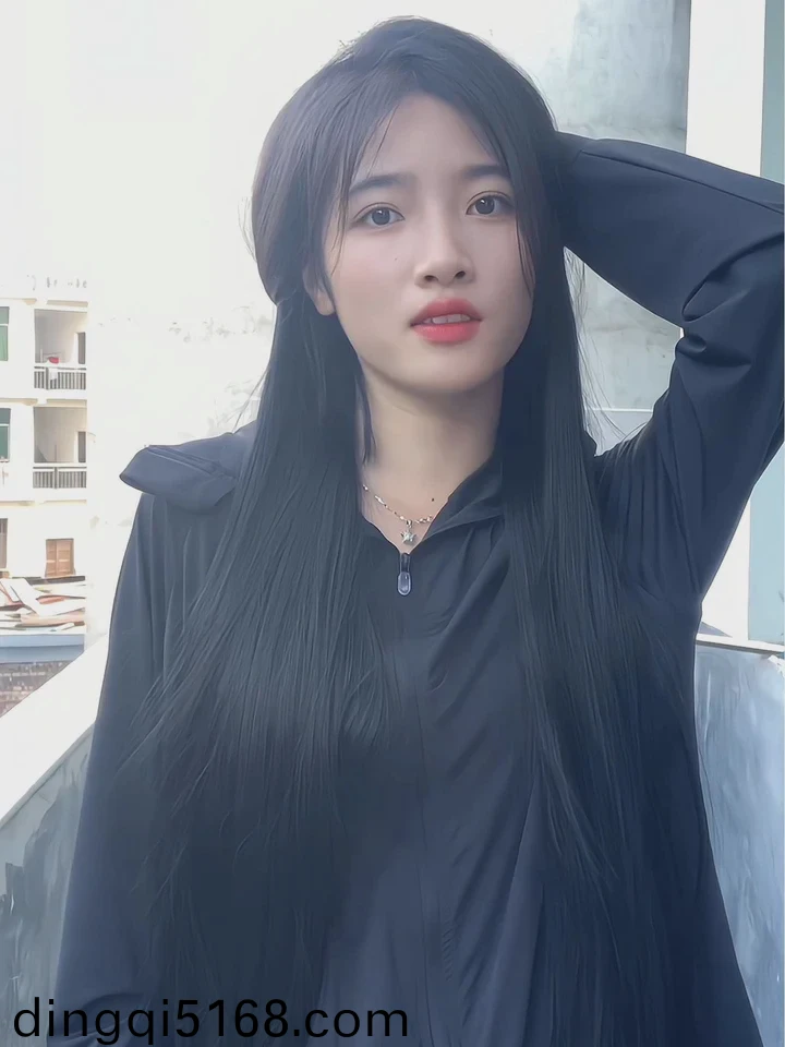 附近100米约